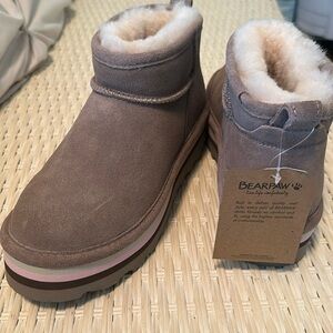 BearPaw Tan Ankle Boots with Cream Lining
